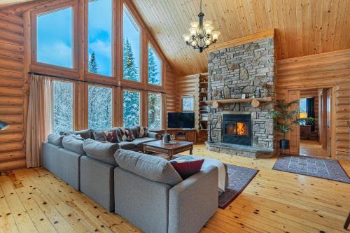 Fiddler Lake Resort - Deer 68