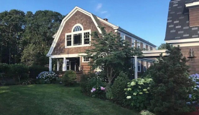 Field House, entire house Plum Beach, RI,