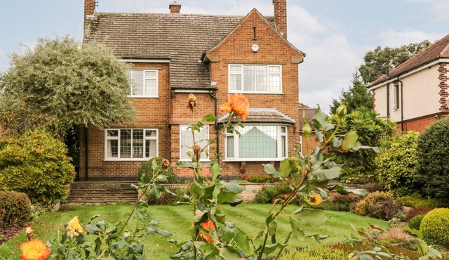 FIELD HOUSE, pet friendly, with a garden in Swanwick