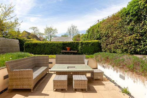 Field House - Stunning 3 Bedroom Home in Kingham!