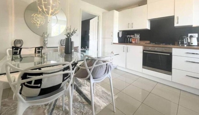 Fieldview 3 Bed house Leeds