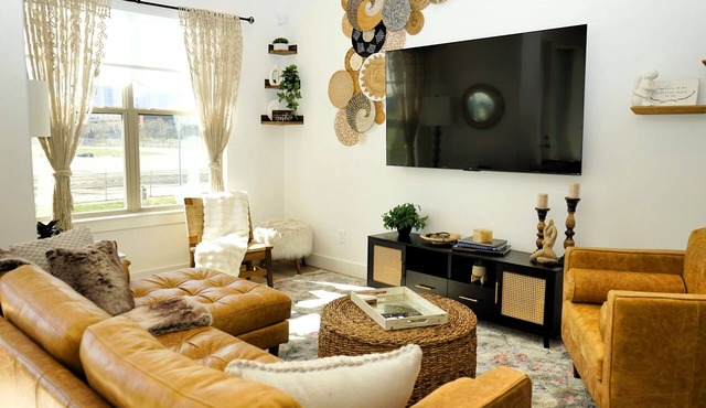 FIFA '26! Luxury 3BR with skyline VW & Metro Rail to NRG!