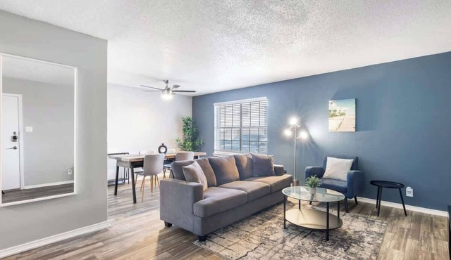 FIFA | 3 Min Walk to AT&T | 2BR | Free Parking!