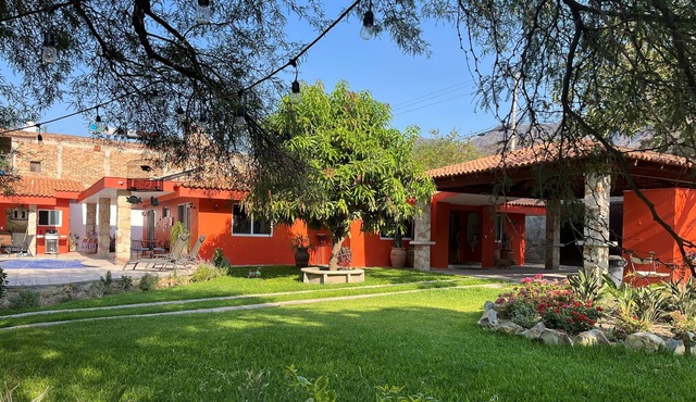 FIFA - Casa Colorado - Casa Del Angel Feliz - 3-bed house & pool in Ajijic West.