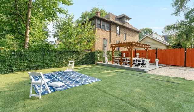FIFA Games: Croatia vs Ghana, Cozy Garden View