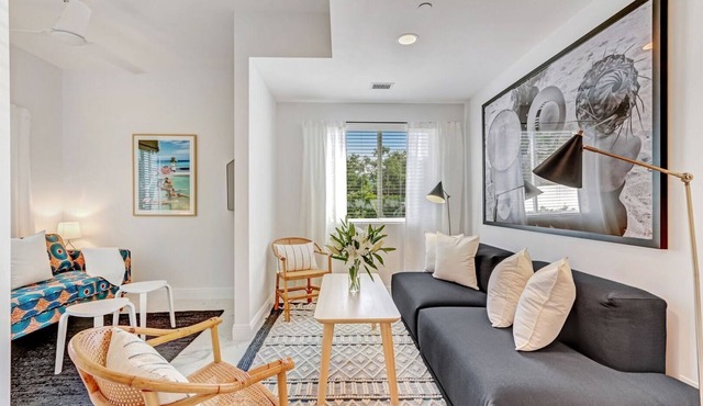 FIFA Perfect 21KM | ArTease Wynwood Collection: Sleeps 16 & Free Parking