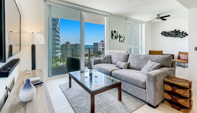 FIFA Perfect | Tiffany Blanca:11th FL-Rooftop Pool-Gym-Walk to Beach