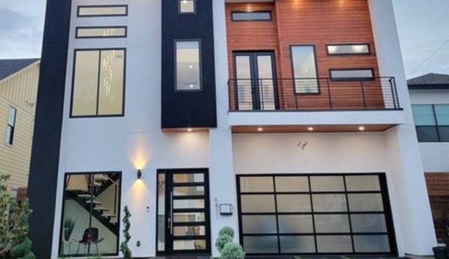 FIFA READY! Upscale Designer Modern Home Close to Uptown Dallas ~ 4 King Beds