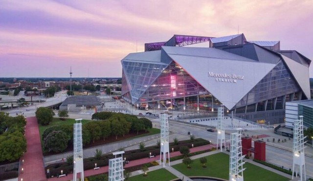 FIFA & Stadium Events . ATL Premium Microsuite – 10-Minute Walk to Mercedes-Benz