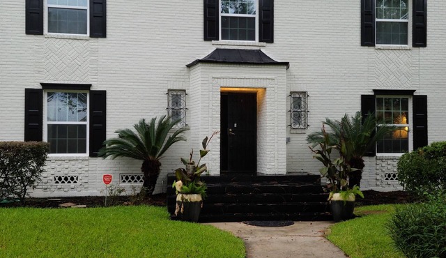 FIFA World Cup Ready Home Near NRG Stadium. 4-Bedrooms 6 Miles to NRG Stadium