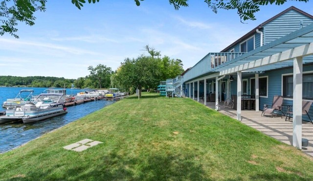 Fife Lake Lodge 2 separate apartments
