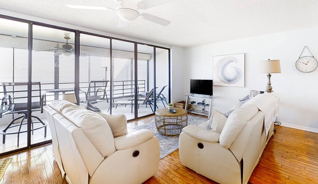 Fifth floor oceanfront condo w/ pool access, ocean view, W/D, WiFi, & central AC