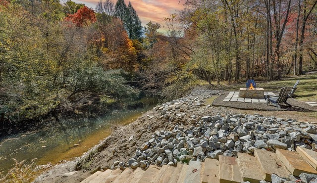 FightingTown Escape | Blue Ridge, GA