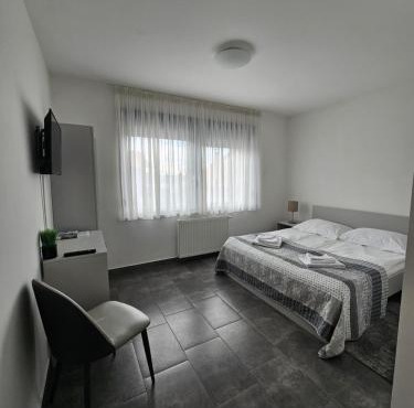 Filipovic rent a car & apartments