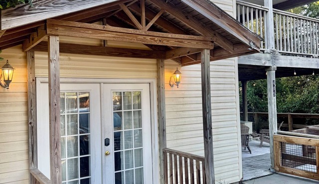 Fin & Tonic@The Forgotten Coast 2BR/2BTH boat parking near Carrabelle FL Marina