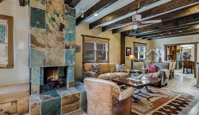 Finca Mapache | Near Historic Downtown Attractions