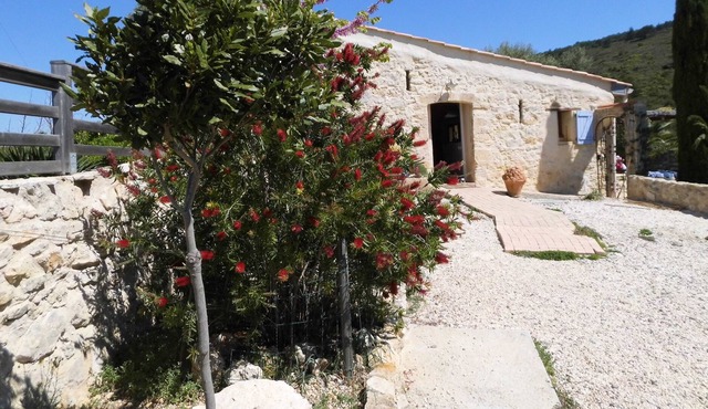 Finca mit Pool am Mittelmeer