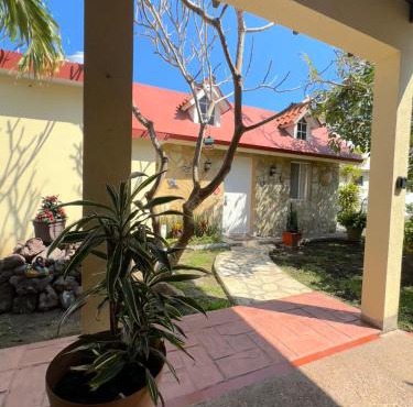 Finca Nona's, Naturaleza y playa