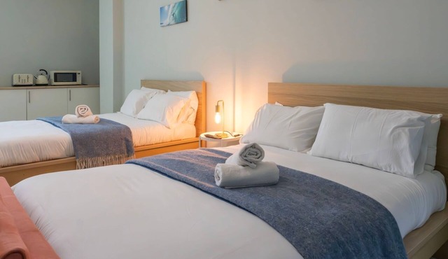 Finchley Road Studios by PrimeCityHosts - S3