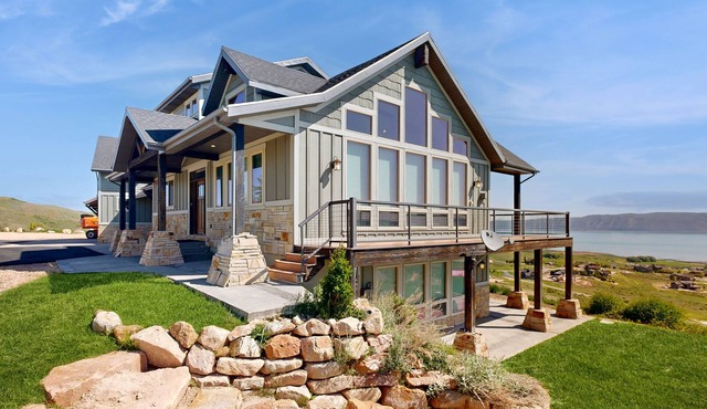 Find amenities galore at this spacious home w/game room, shared pool, & hot tub