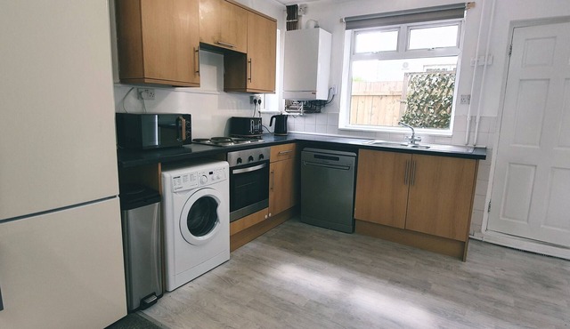 ✪ Find DWELLCOME HOME Ltd ✪ 3 Bed Boldon House