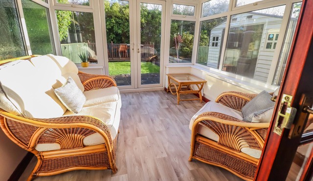 ✪ Find DWELLCOME HOME Ltd ✪ 3 Bedroom Garden House