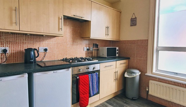 ✪ Find Dwellcome Home Ltd ✪ 7 BED Dwellcome Home South Shields