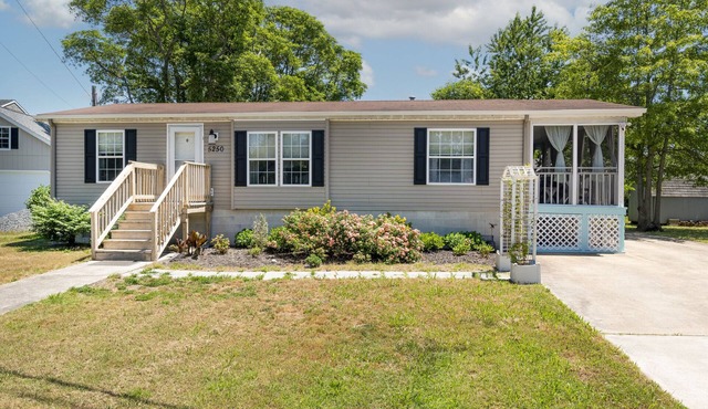 Find your peace at One Peace Cottage