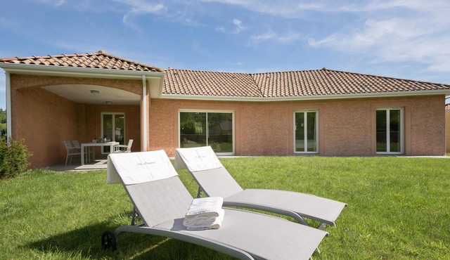 Fine holiday home on the outskirts of Lourdes