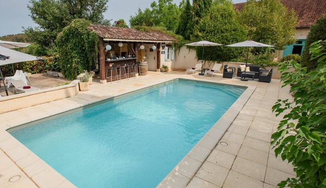 Fine small holiday home with a shared pool