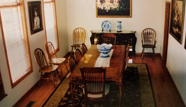 Finest, Nicest, Mansion In the Nauvoo Area. Totally Family-Oriented