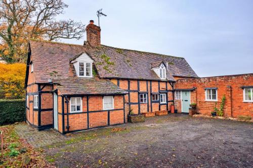 Finest Retreats - Cricketers Cottage