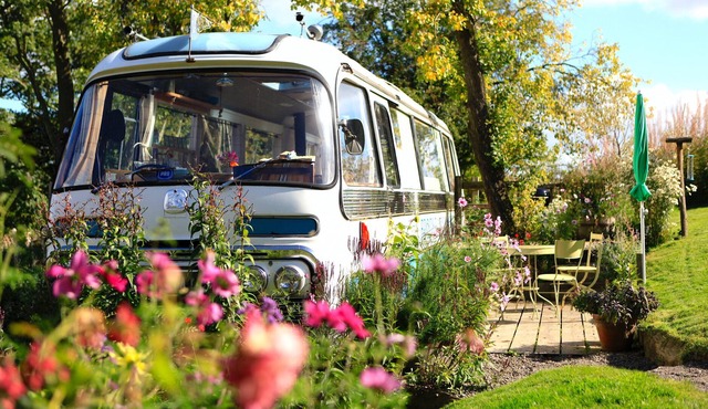 Finest Retreats | Majestic Bus