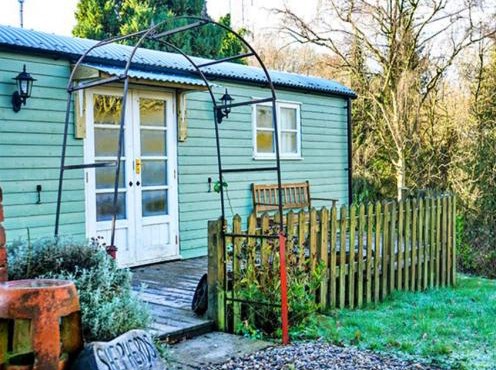 Finest Retreats Shepherds Rest at Morrells Wood