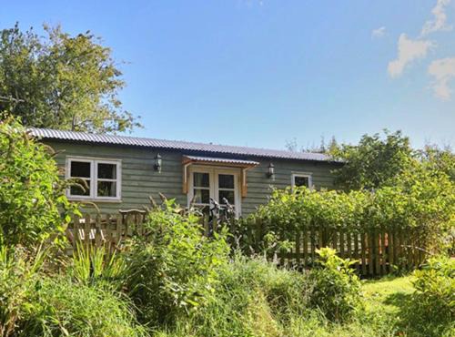 Finest Retreats - Shepherds Retreat at Morrells Wood