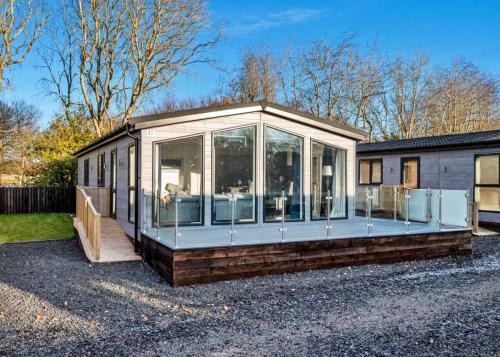 Finest Retreats - Silverwood Deluxe Chalet