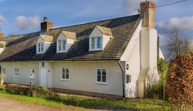 Finest Retreats | The West Wing at Gypsy Hall