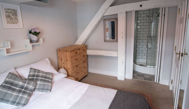 Finest Retreats | The Highstreet Hideaway