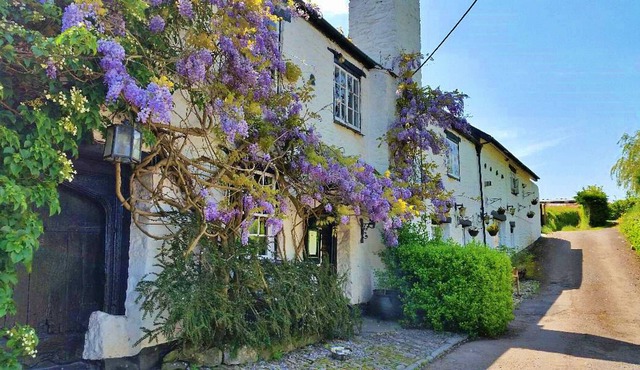 Finest Retreats | The Old Church House Inn