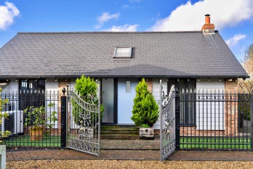 Finest Retreats - Trotter Cottage at Dairy Cottages