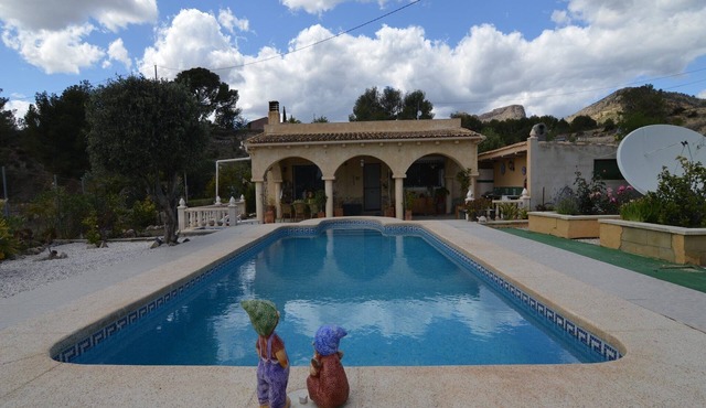 Finestrat Villa with Views