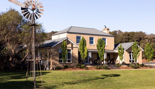 Fingal House-Ultimate Escape for Groups, Families & Retreats