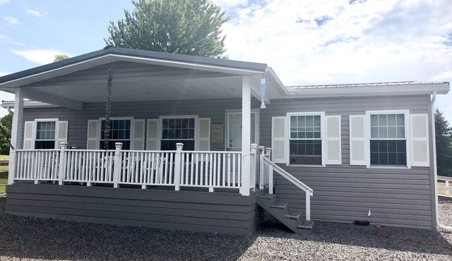 Finger Lakes Cottage