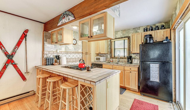 Finger Lakes Resort Retreat w/Mountain-View Deck!