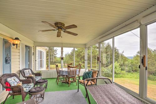 Finger Lakes Retreat w/Sunroom, Fire Pit & BBQ!