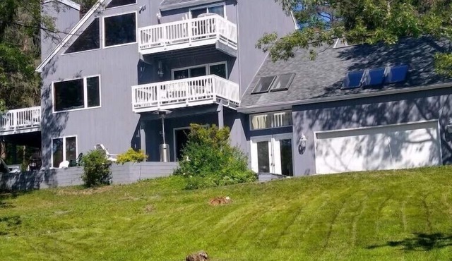 Finger Lakes Wine Country Lake View Ski Loft Lake Home In Bristol Harbour Resort