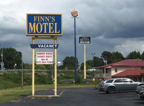 Finn's 66 Motel