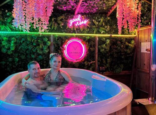 FINN VILLAGE - Loch Lomond Sunset Glamping Pod - Private Ofuro HOT TUB