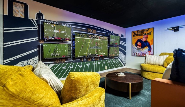 Finnish Sauna | Jumbotron Bar | Gym | Near ND