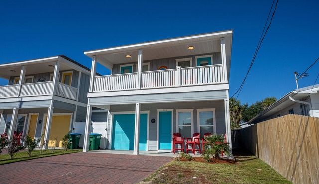 FINS - The Perfect Getaway for Family & Friends